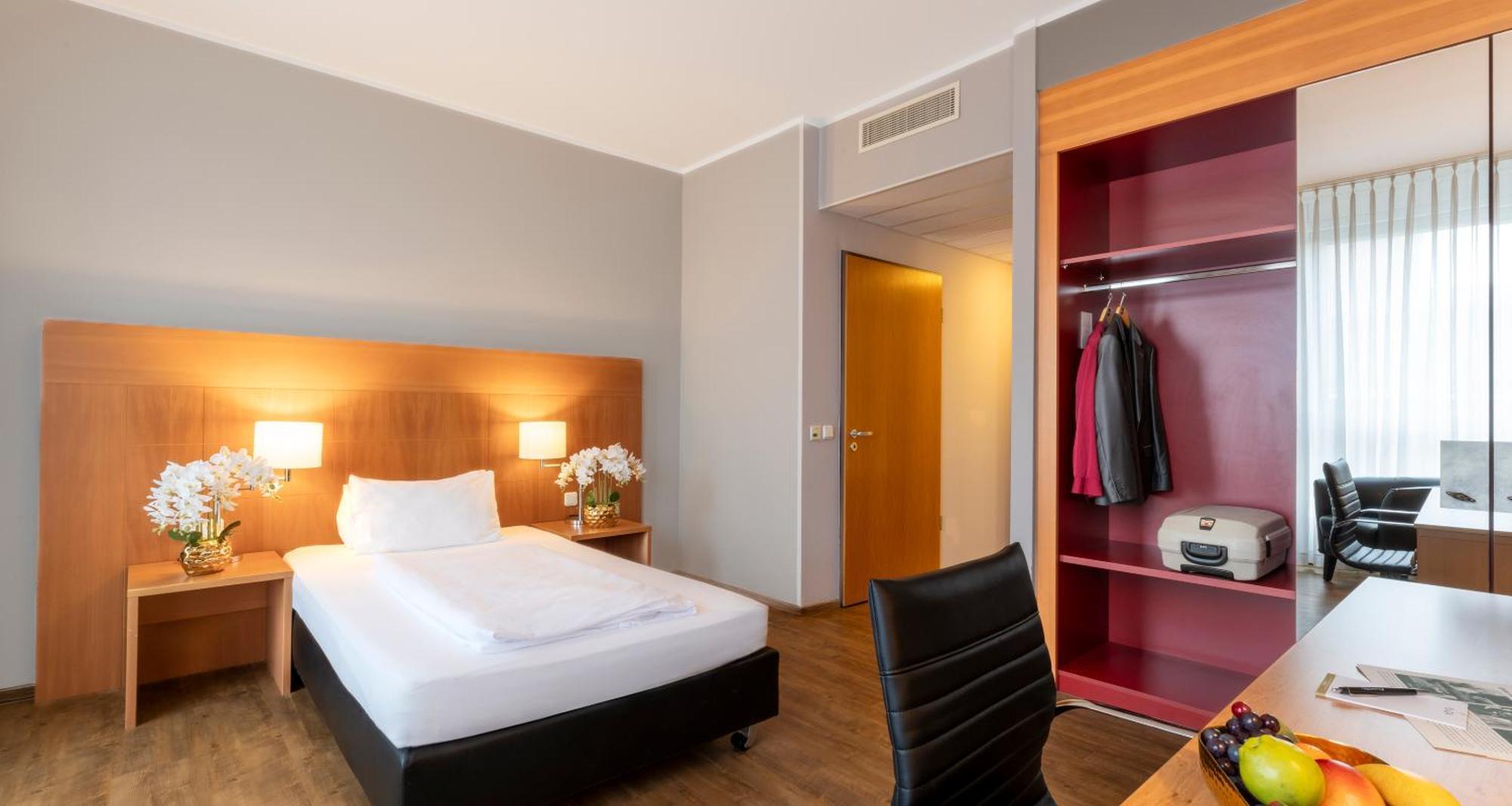 PLAZA Premium Köln Hotel Kültér fotó