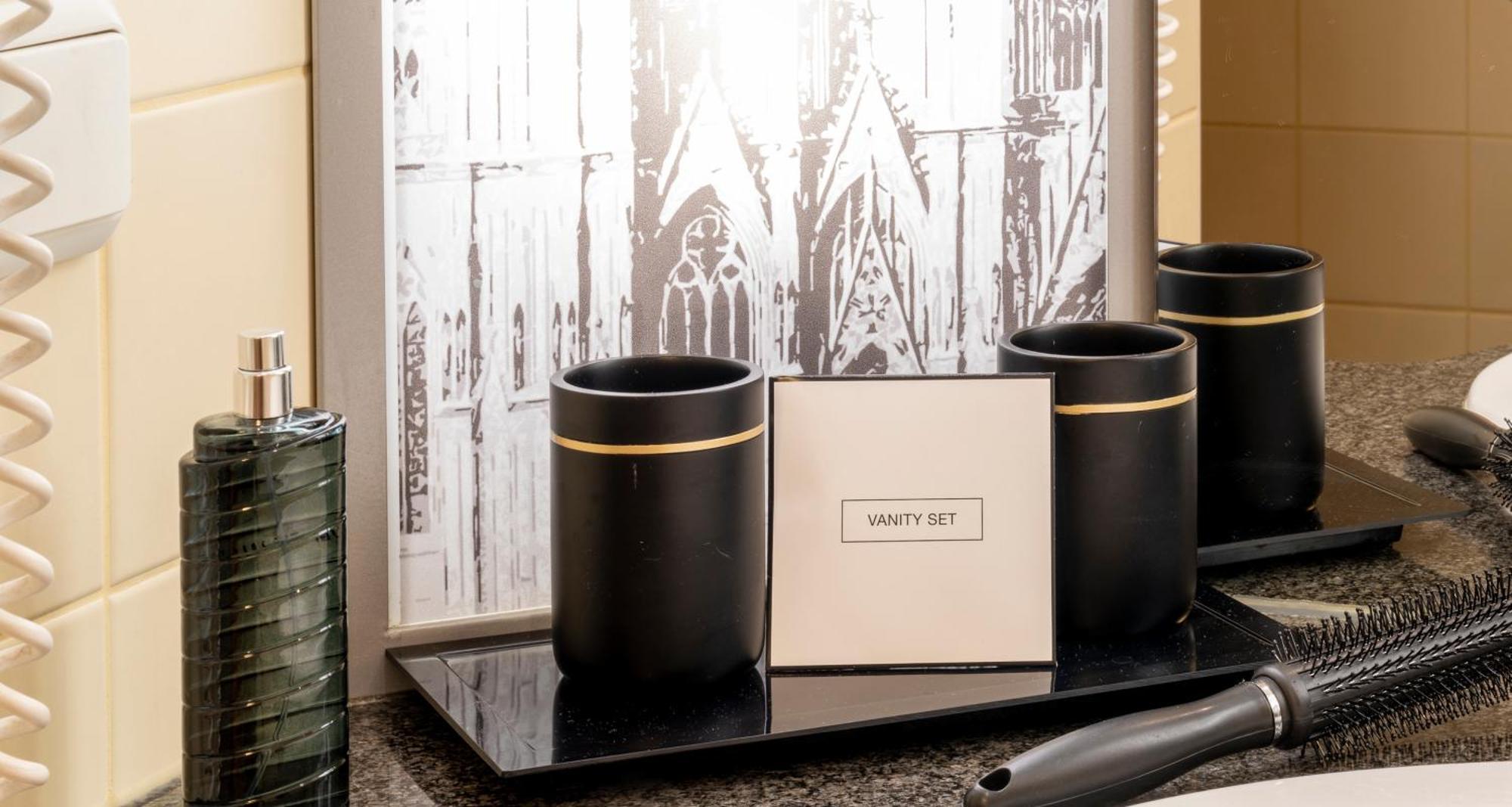 PLAZA Premium Köln Hotel Kültér fotó