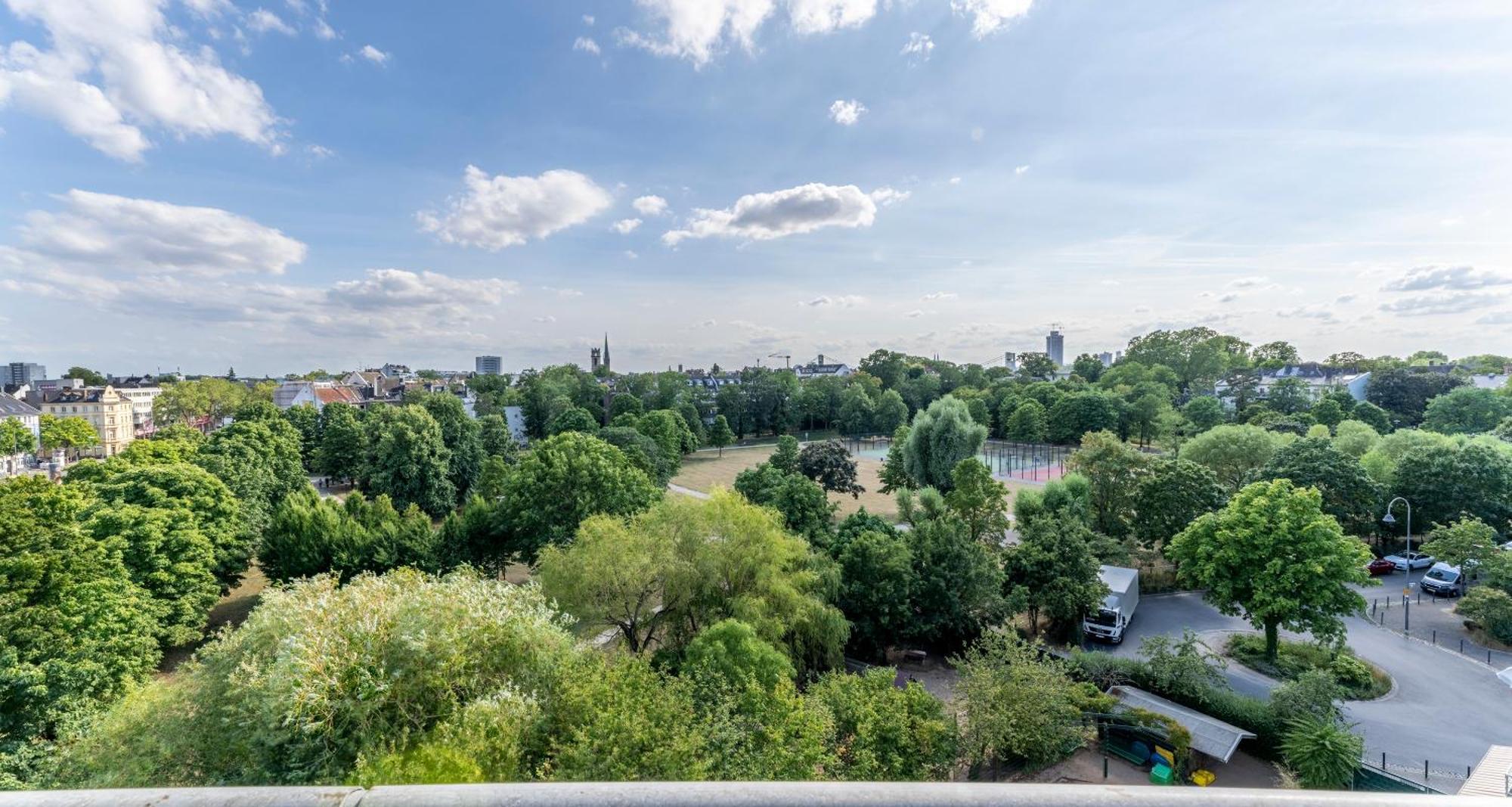 PLAZA Premium Köln Hotel Kültér fotó
